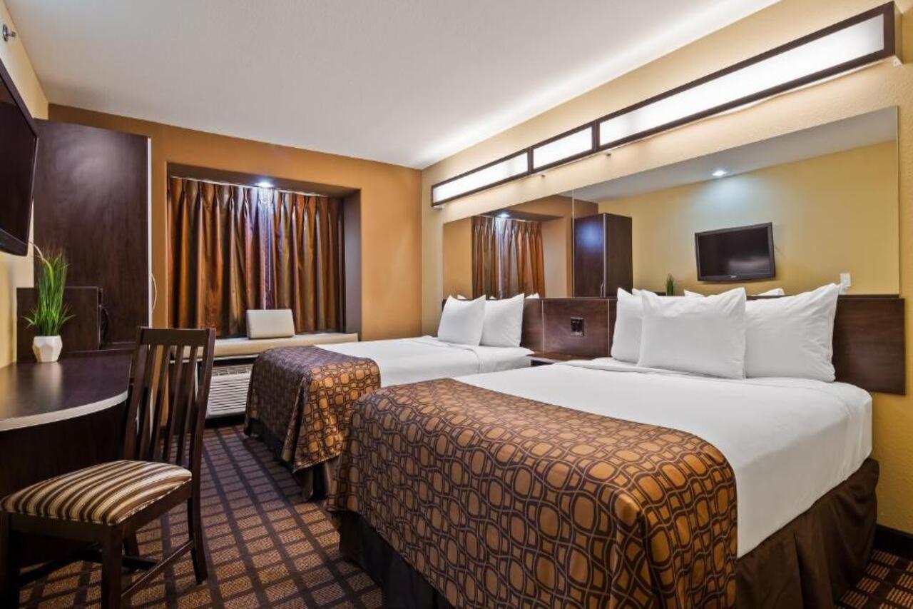 Microtel Inn & Suites By Wyndham Раунд Рок Екстериор снимка