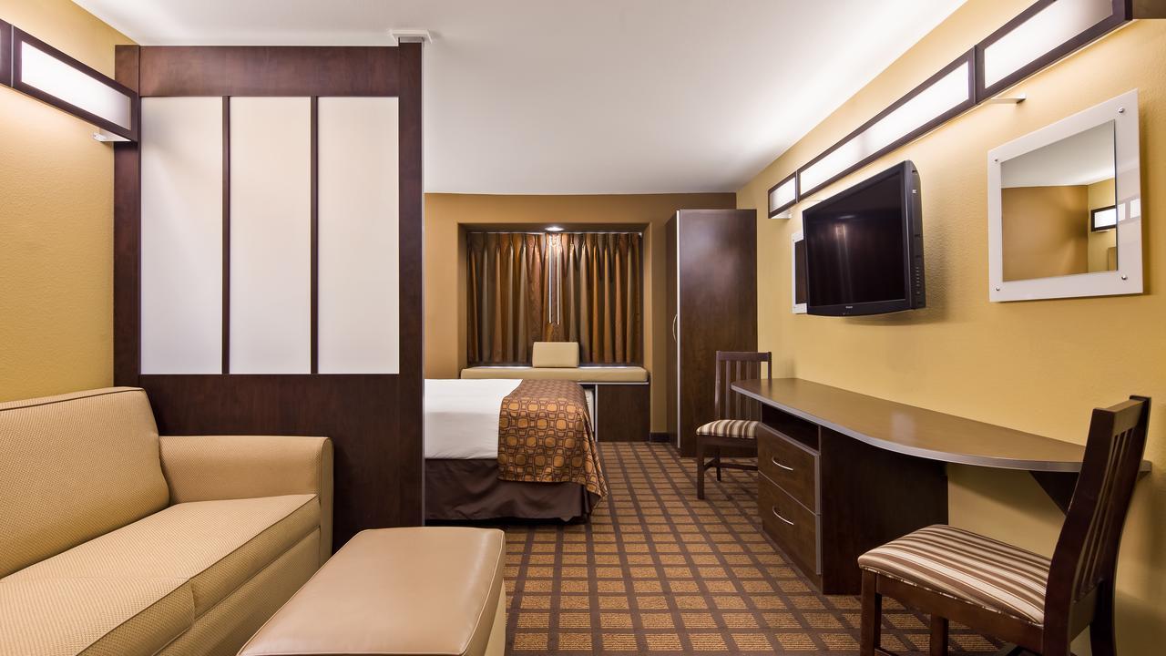 Microtel Inn & Suites By Wyndham Раунд Рок Екстериор снимка
